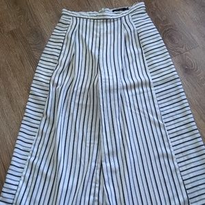 Black and White Wide Leg Mid-Rise Pants